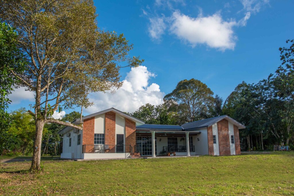 Bungalow 2 Exterior